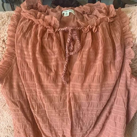 MAX STUDIO- size med - Sleeveless Top -women’s - Picture 1 of 6